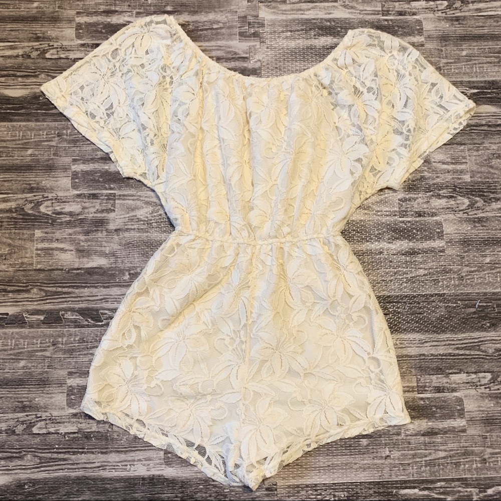 BB Dakota Nikola Romper Antiquitie Ivory Lace Off Shoulder Elastic Waist Dressy - Picture 5 of 8